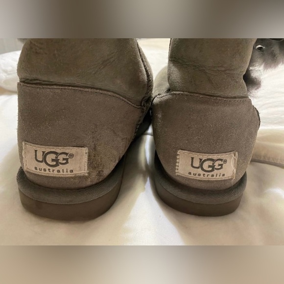 UGG boots - Picture 6 of 8